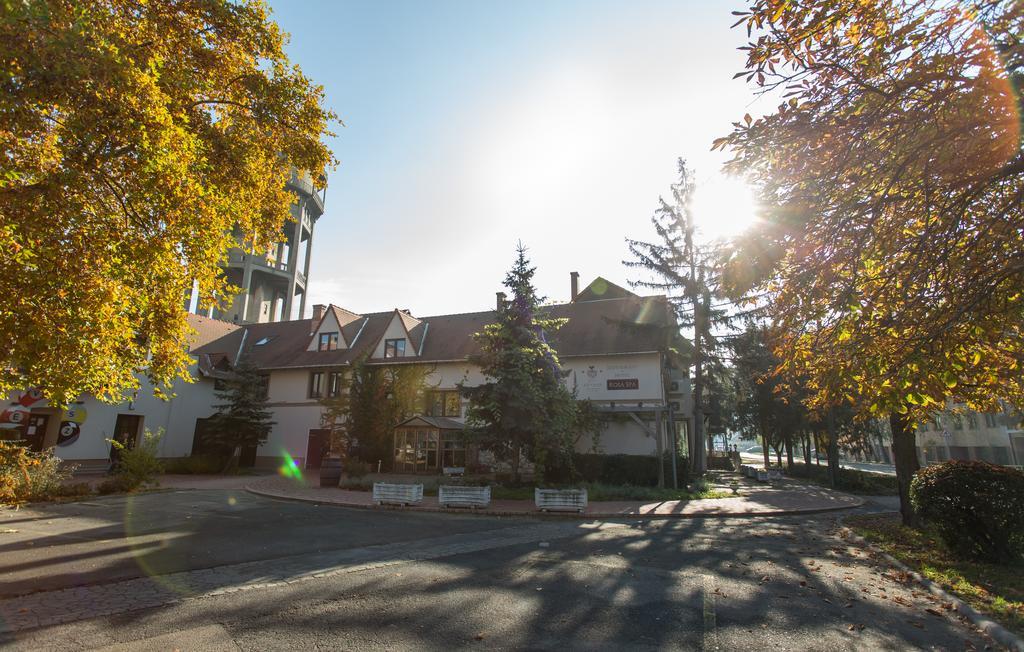 Revesz Hotel, Restaurant And Rosa Spa Győr Exterior foto